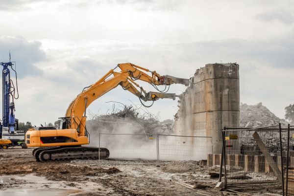 Silo Demolition in Bend